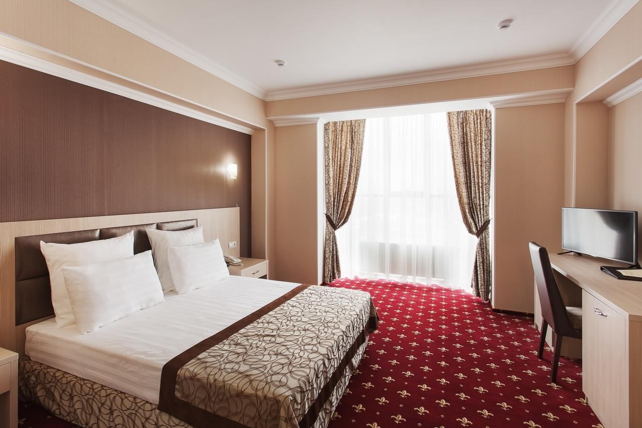 Mask Business Hotel Пятигорск Екстериор снимка