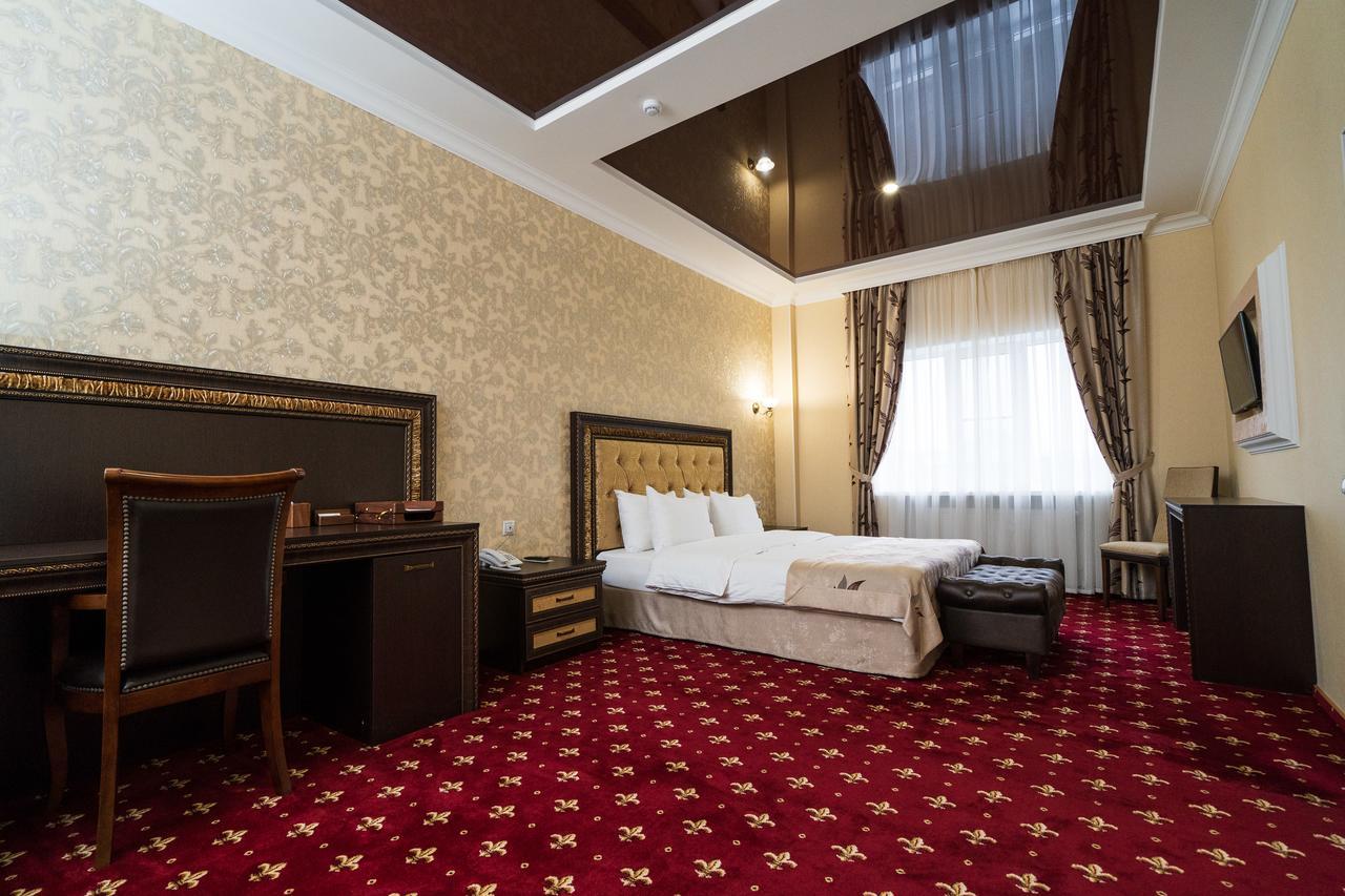 Mask Business Hotel Пятигорск Екстериор снимка